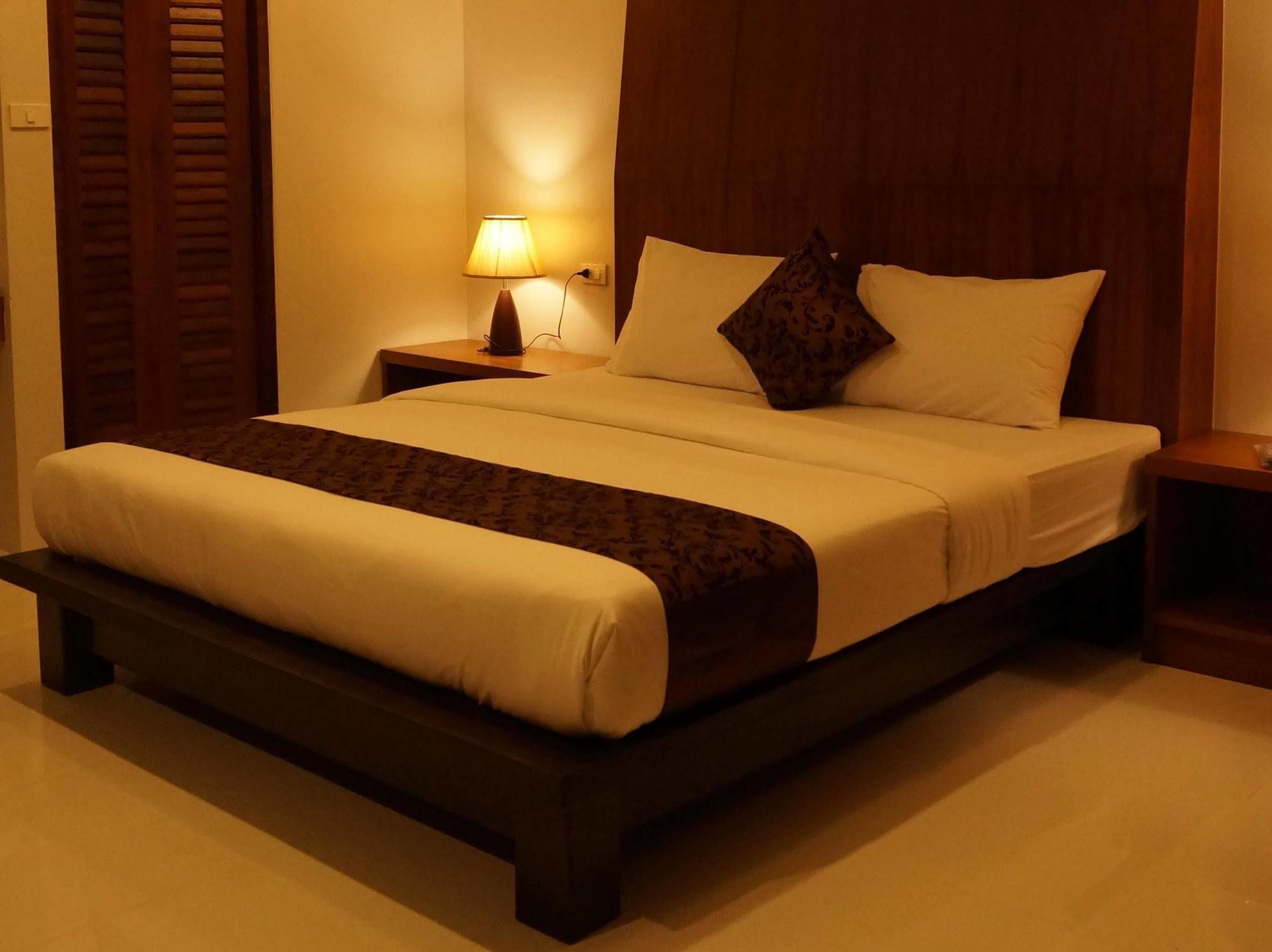 Lanta Intanin Resort - Sha Extra Plus Koh Lanta Exterior photo